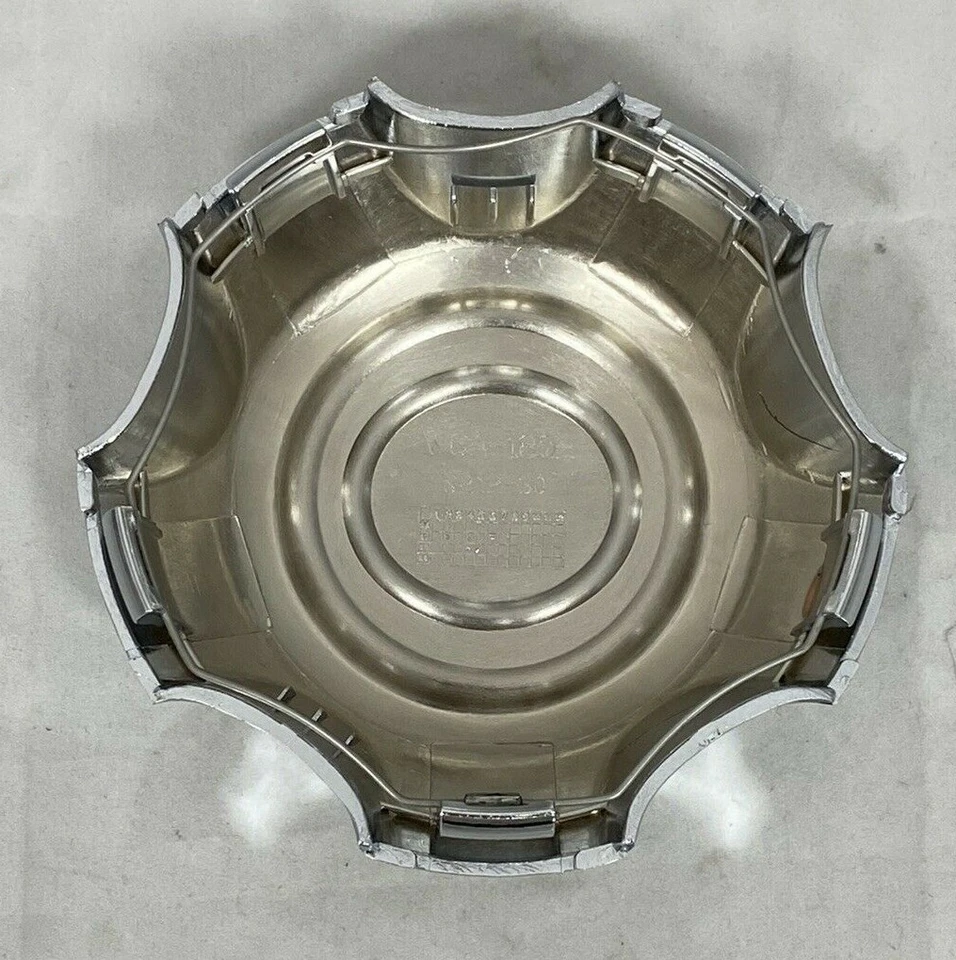 全新 CHROME 中心轮毂盖 适合 2003 - 2005 LEXUS LX470 18 英寸车轮 — 第 3/4 张图片