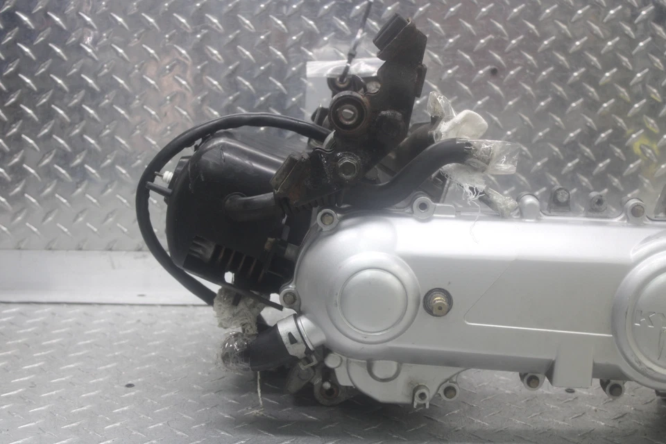 2005 KYMCO VITALITY 50 ENGINE MOTOR 11,730 MILES RUN VIDEO - Image 2 of 4