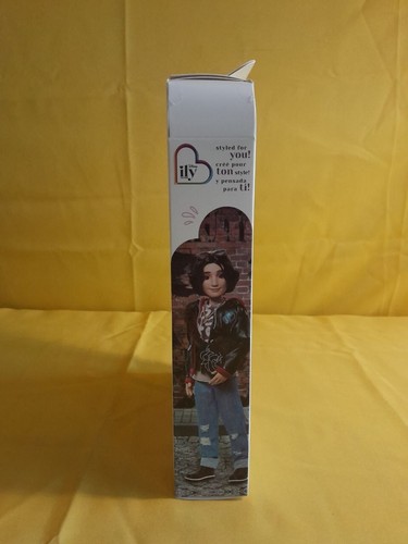 Disney Fashion Pack Conjunto Bestia ILY 4Ever Niño Muñeca Set NUEVO - T14 - Imagen 4 de 6