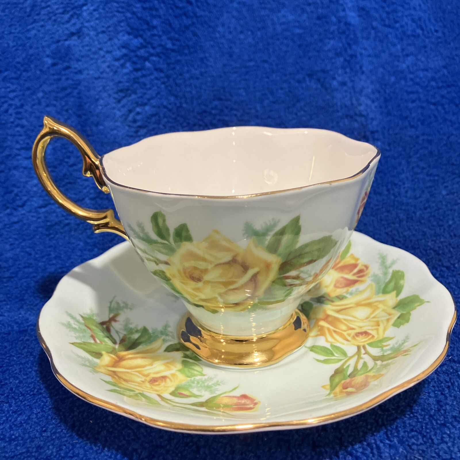 Royal Albert Tea Cup And Saucer Yellow Rose Pattern