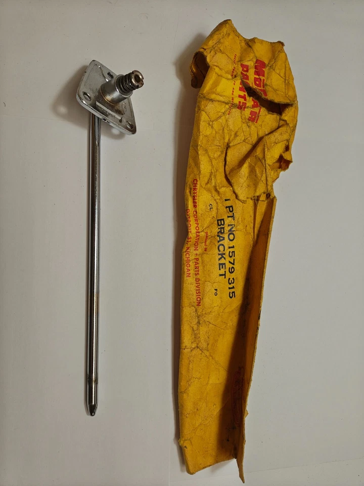 Dodge Plymouth 1955-1956 soporte y brazo para parasol superior delantero 1579315 nuevo en stock Foto 3 de 4