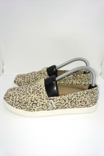 Toms Animal Print Slip On Casual Shoes Girls Youth Size 5, Toms, Beige, Leopard - Picture 1 of 12