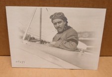 AVIATION AVION ancienne photographie aviateur dans son avion A IDENTIFIER