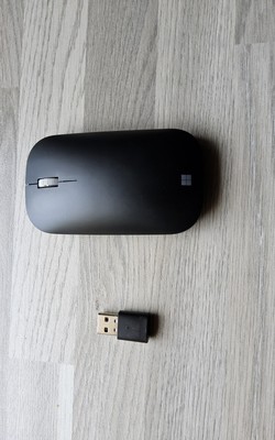 Microsoft Modern Mobile Mouse-mit Bluetooth Dongle