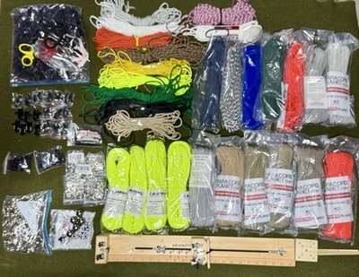 Paracord Crafting Lot 550 Parachute Cord Wooden Bracelet Jig Buckles Clips Set