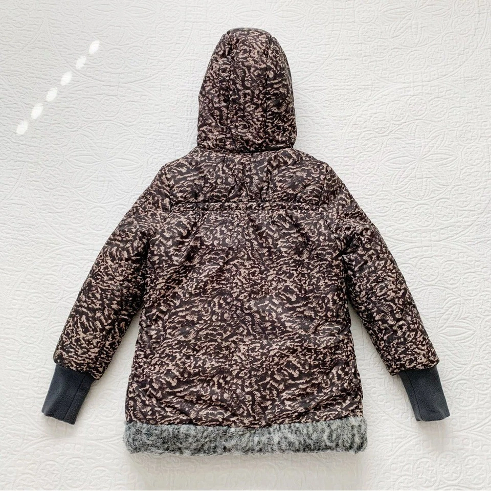 Chaqueta aislante reversible de piel sintética para niñas Nono (talla 9-10) Foto 4 de 4