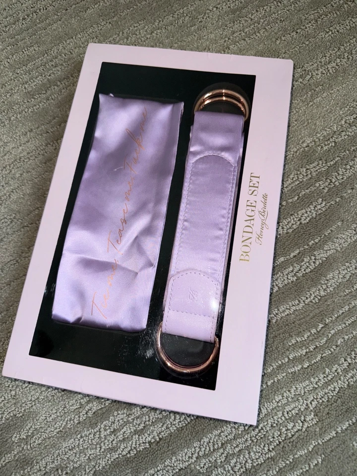 Kit de gravatas de seda Honey Birdette lilás roxo edição limitada bondage novo na caixa - Imagem 3 de 4