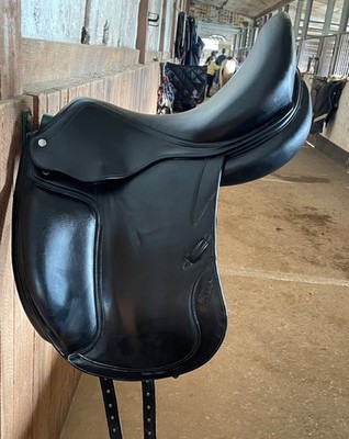 CWD Dressursattel