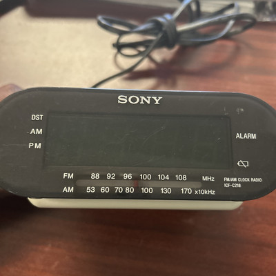Sony Dream Machine Auto Time Set Dual Alarm AM/FM Clock Radio ICF