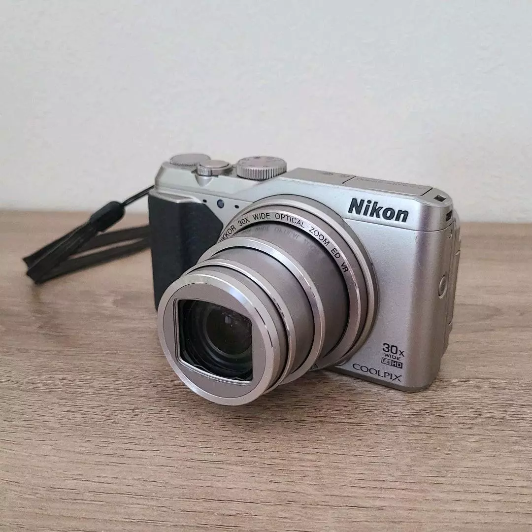 Nikon Coolpix S9900 Silver Digital Camera Good | eBay