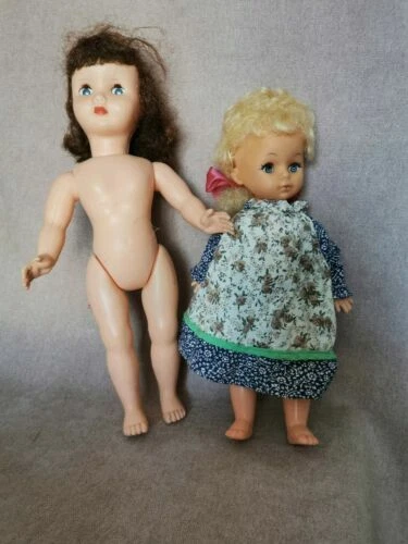 Poupées anciennes Bella en plastique