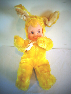 VINTAGE RUSHTON ERA MEXICAN RUBBER FACE YELLOW BUNNY PLUSH BABY