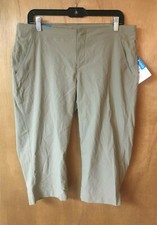 Climber Canyon Black Capri 