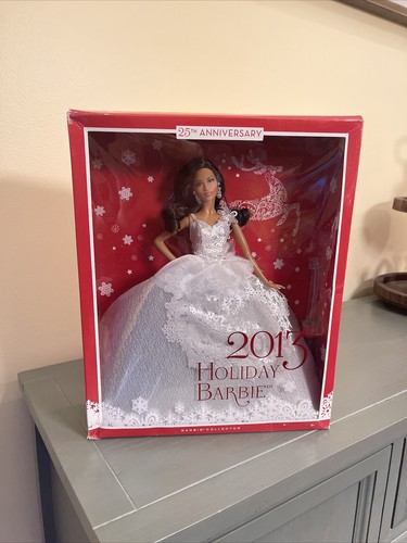 Poupée Barbie Holiday 2013 – 25e Anniversaire – Blonde #X9195 – NRFB (Neuf)