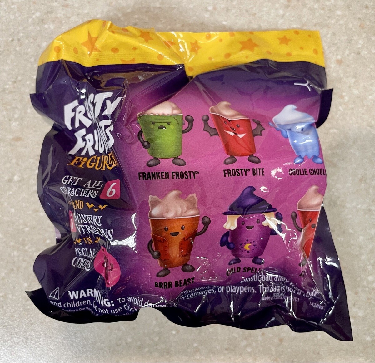 wendy様 ご購入予定品 Complete: 6 Blind Bags= Wendy's Frosty Includes Coolie Ghoulie