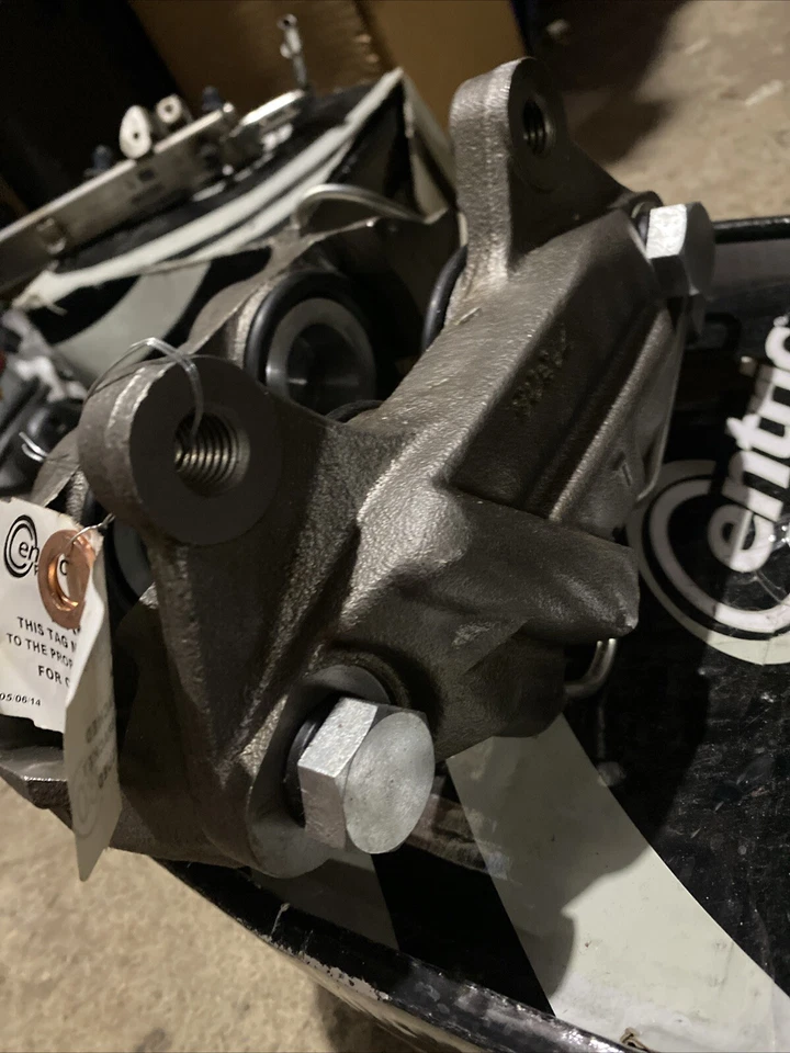 Pinza de freno 4 pistones L/F Centric 141.61002 Reman para Ford/Mercury 1965-1968 Foto 4 de 4