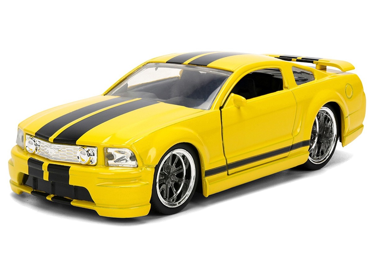 2006 FORD MUSTANG GT YELLOW 