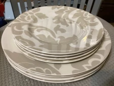 SET Of  8 Pc MARTHA STEWART LISBON GREY 11 1/4" Dinner  & Salad Plates