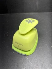 The Paper Studio  Flower Lever Punch Paper Crafts Scrapbooking Cards 1.5 Flowers