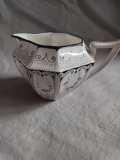 Shelley England Queen Anne lattiera versatore panna ghirlanda di fiori