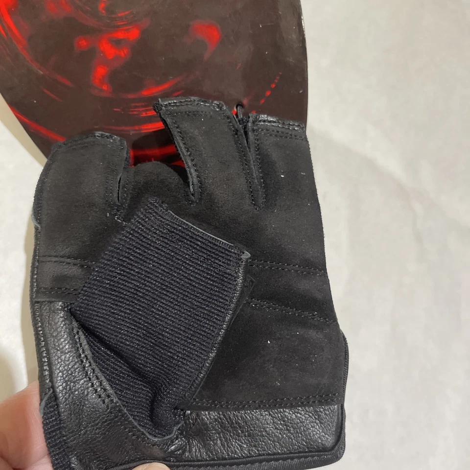 Guantes de entrenamiento y levantamiento de tensión Grizzly Fitness sin dedos talla M NUEVO Foto 2 de 2