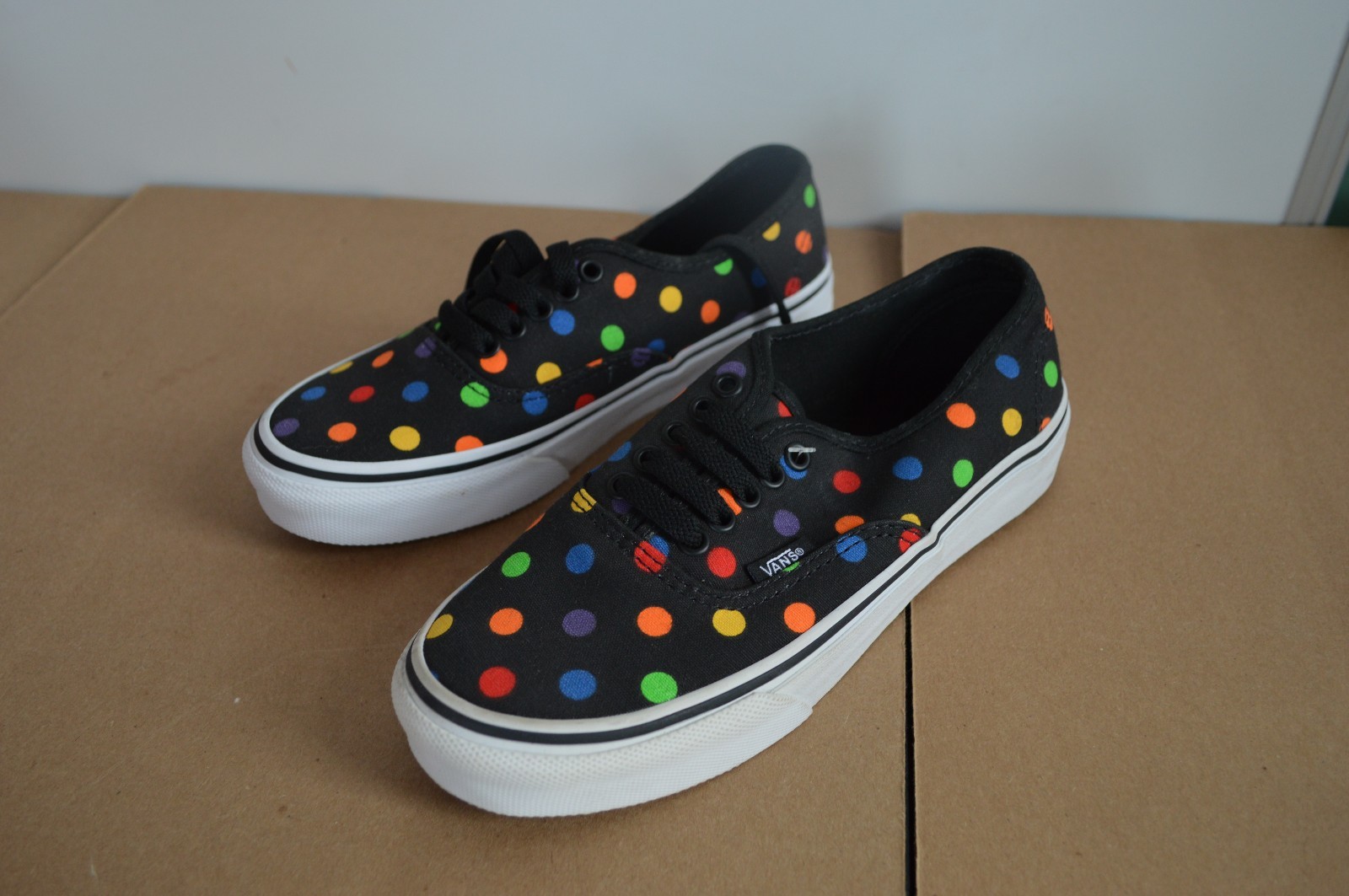 vans authentic slim