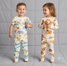 NEW NWT Carters Unisex Size 2T 4 piece pajamas Giraffe Lion prints