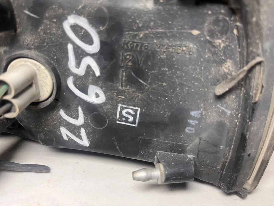 90-92 USDM OEM Infiniti M30 lâmpada de canto frontal conjunto 212-66170 FR/FL  - Imagem 2 de 4