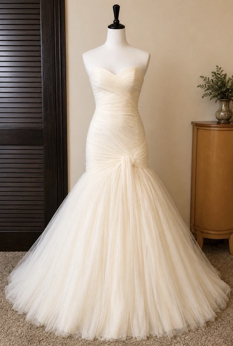 monique lhuillier mermaid dress Larissa Wedding Dress by Monique Lhuillier