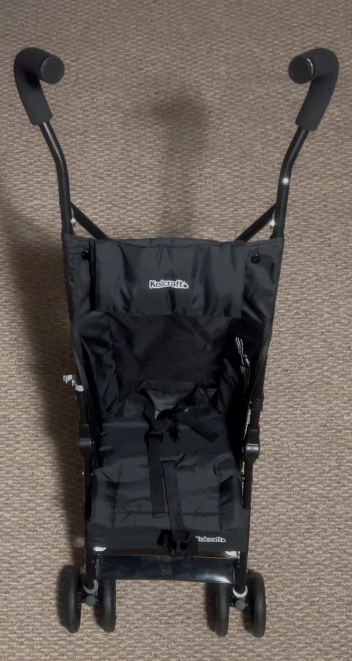 Kolcraft Cloud Unisex 12 lb. Cochecito, negro para niño/niño pequeño - usado Foto 4 de 4