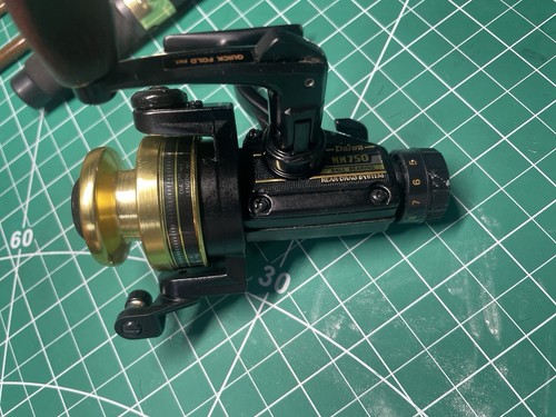 Daiwa Mini Mite MM750 Vintage Spinning Reel Combo Travel Rod - Picture 3 of 15