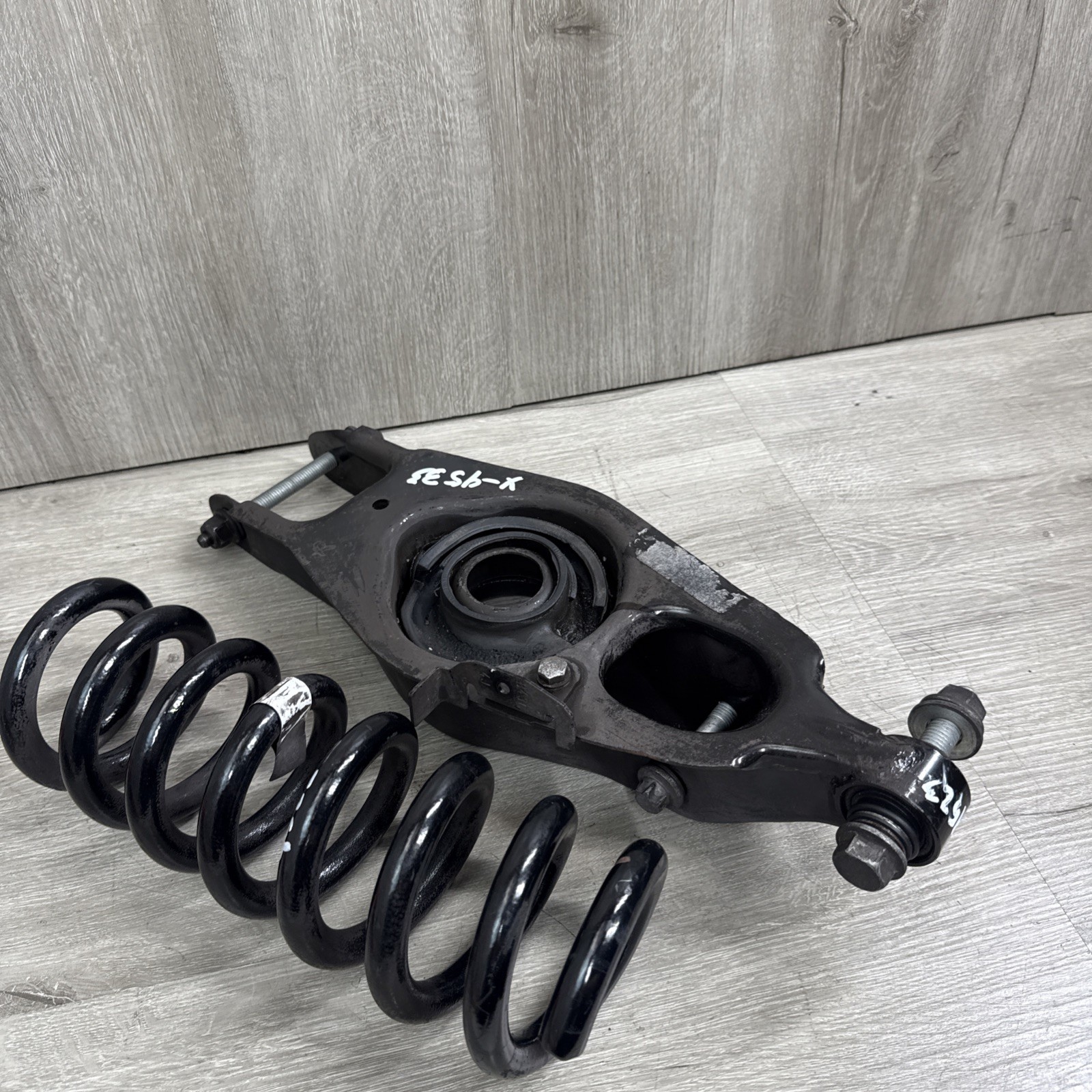 14-24 MASERATI GHIBLI REAR RIGHT PASSENGER SIDE UPPER LOWER CONTROL ARM W/ Sprin
