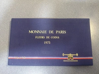 COFFRET FDC 1975 - MONNAIE DE PARIS - AVEC LA 50 FRANCS HERCULE ARGENT - Photo 1/4