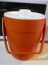 MCM Orange RUBBERMAID Ice Bucket w/ Lid Handle Cooler Picnic Vintage