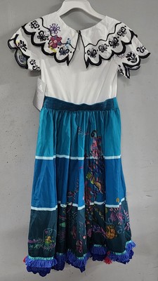 how to design a formal dress Nox Anabel T1503 Long Sequin Applique Slit Prom Embroidered Corset Bloom Overlay Shoe Size (UK):6 Maniju style top provides support