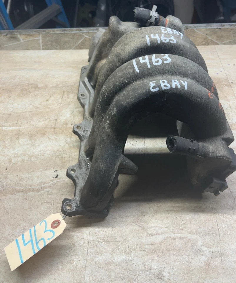 1995-1999 SATURN S SERIES 1.9L SOHC Engine Intake Manifold Assembly OEM - Image 3 of 4