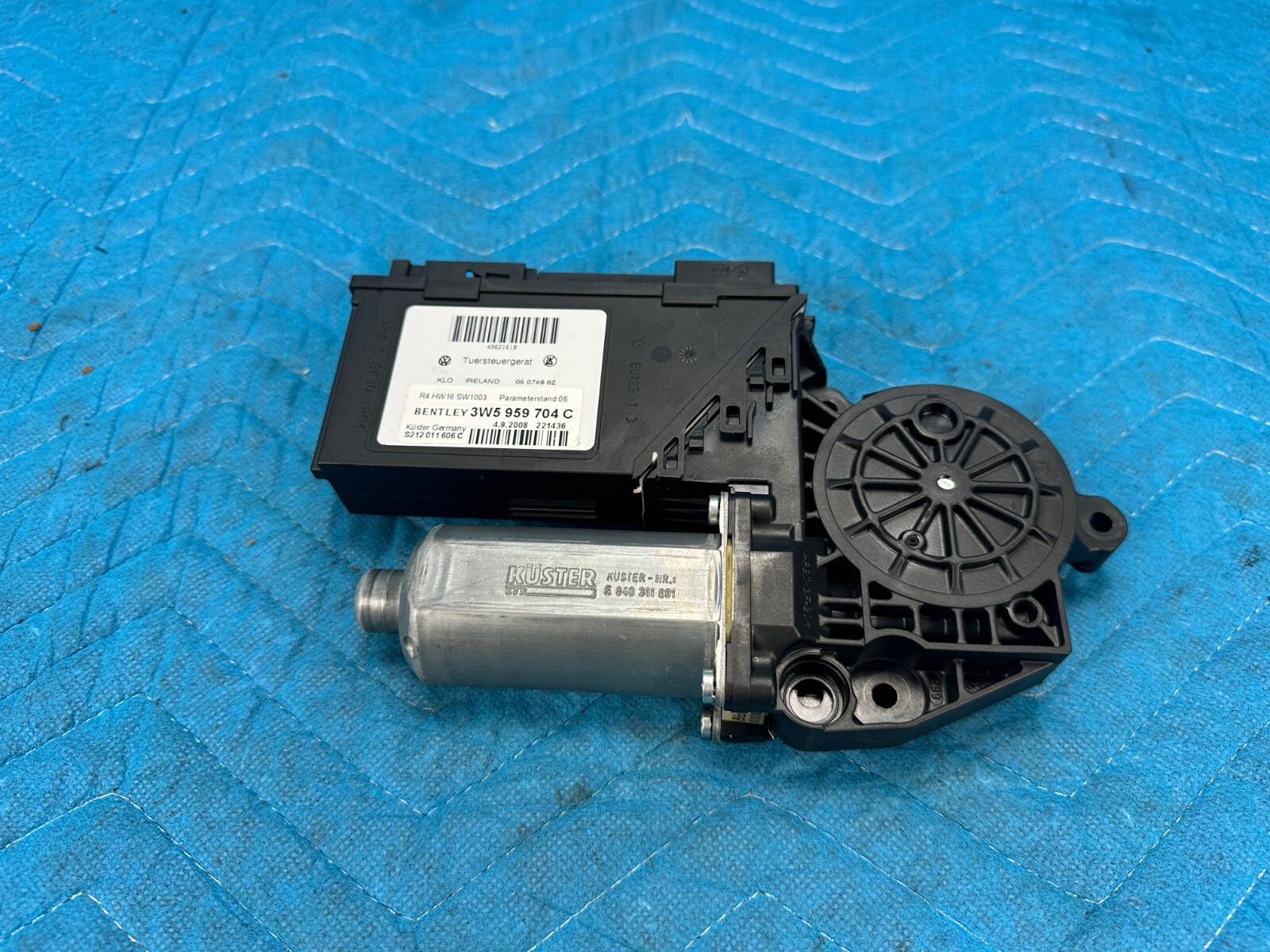 Bentley Flying Spur Rear Passenger's Door Window Regulator Motor 2006-2012 OEM