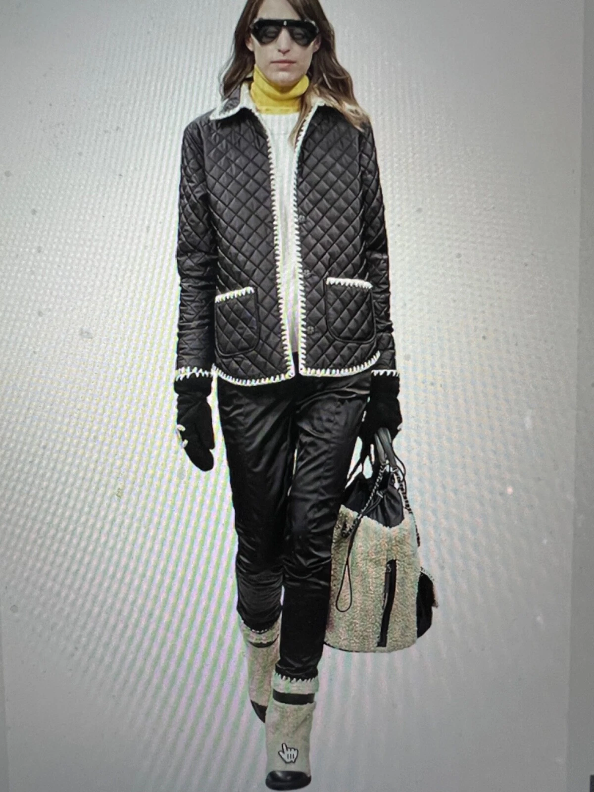 CHANEL COCO NEIGE 18N 19 NERO PUFFER JACKET CAPELLI DI CAMMELLO COCO PATCH BOTTONI 38 40