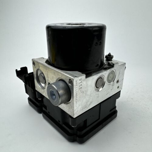Mercedes C250 anti-lock brake 2012 2014 abs pump & module assy OEM A1729014000 - Picture 3 of 7