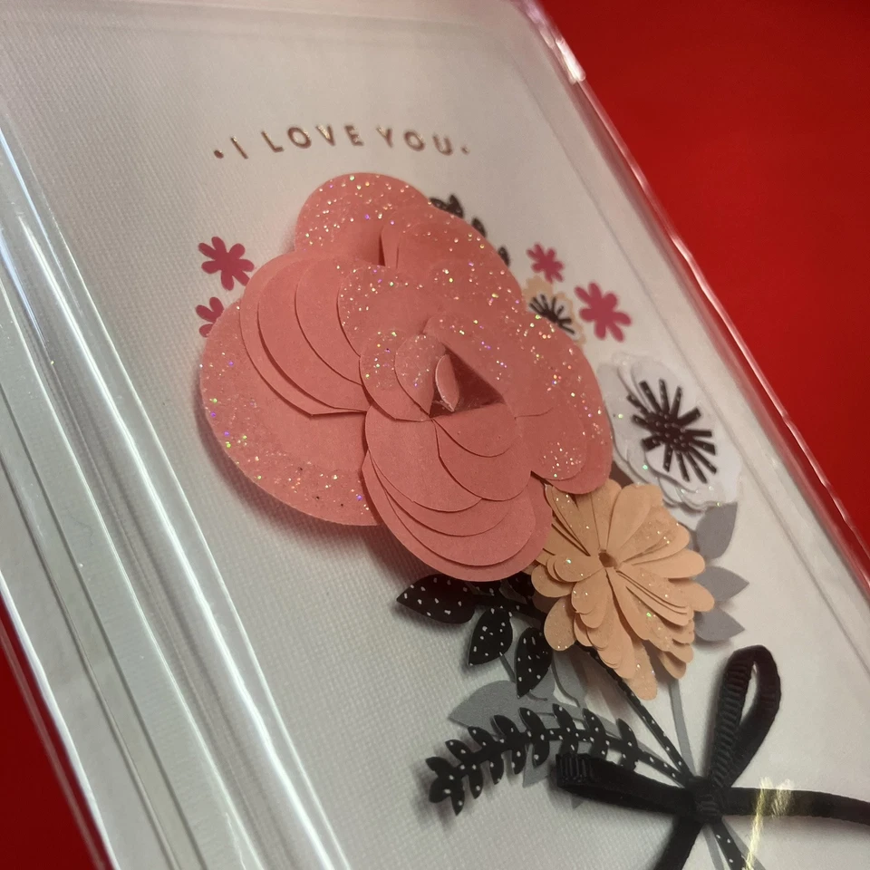 Hallmark Signature Valentine’s Day 3D Card / Env. / Flower Bouquet Love / Wife - Image 4 of 4