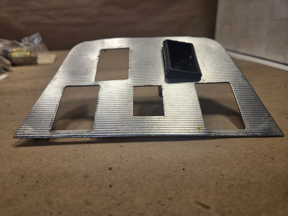 Panel de consola central interruptor ventana Jaguar XJ6 XJ12 BD42642 Foto 3 de 4