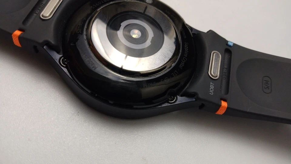 Samsung Galaxy Watch6 керамические SM-R935U - Изображение 3 из 4