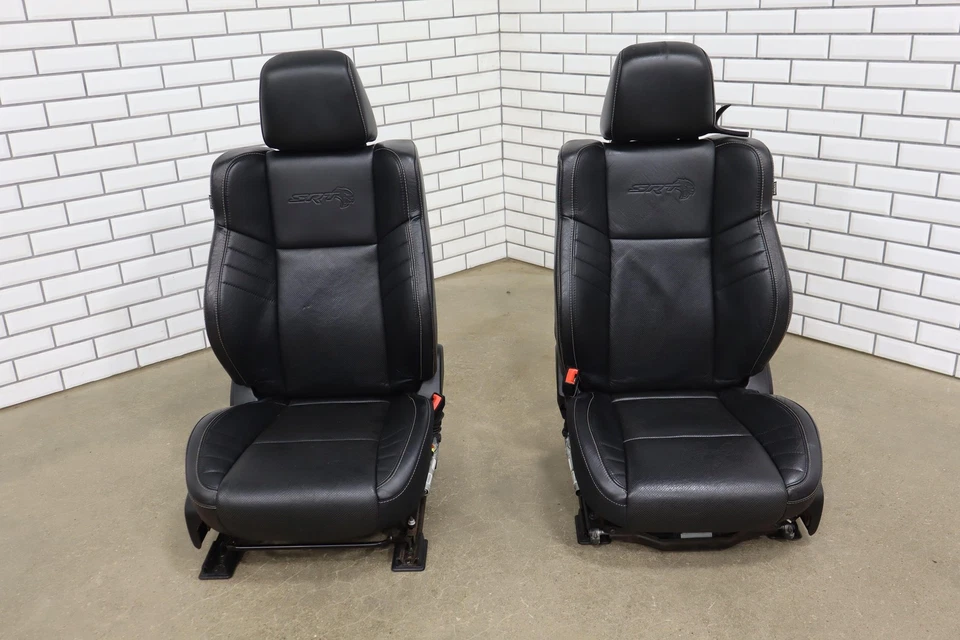 15-23 Dodge Challenger Hellcat Laguna Leather Heat/Vent Seats with Console Black — 第 2/4 张图片