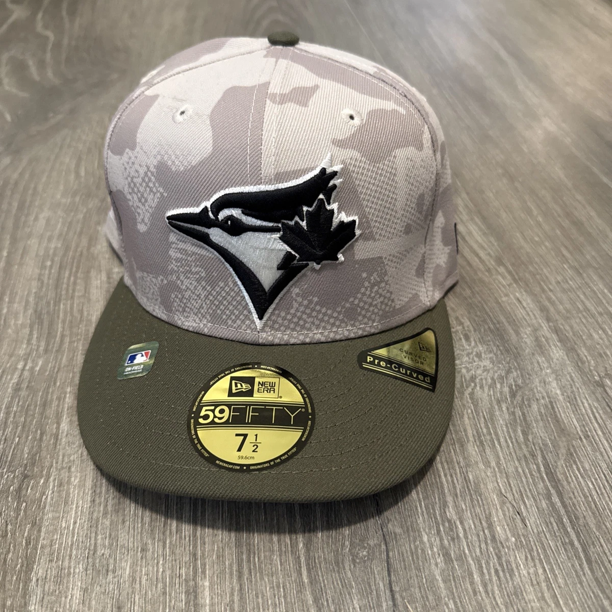 New Era Toronto Blue Jays 7 1/2 Size MLB Fan Apparel & Souvenirs