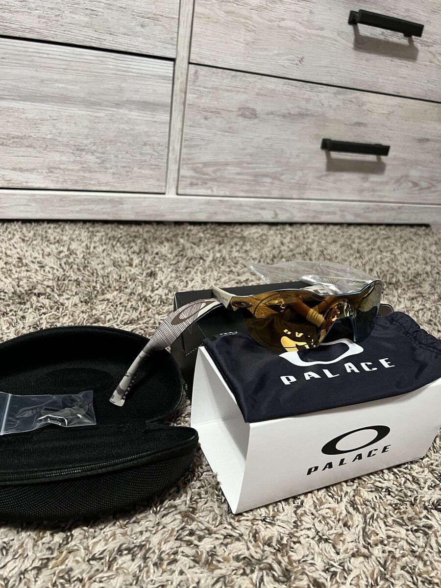 Oakley X Palace Skateboards Re Sub Zero Matte Sand Prizm 24K Oakley X Palace Skateboards Re Sub Zero Matte Sand Prizm 24K