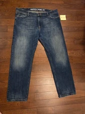 Nautica Men's Medium Dark Wash Straight Leg Jeans 40x32   #30