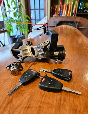 10-11 Jeep Patriot Ignition Switch & Door Lock Set w/ 3 Keys Immobilizer Antenna