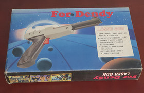 Ex Rare 1988 8bit Dendy Nintendo NES/Famiclone 15pin Zapper Light Gun laser NEW