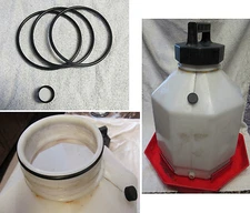 NEW LITTLE GIANT / MPPF PLASTIC FOUNT WATER POULTRY CHICKEN CAP BASE O-RING