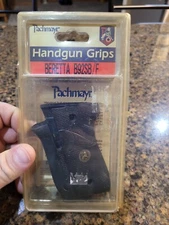 Pachmayr medallion B92 Signature w/Backstrap for Beretta B92SB & B92F 2497